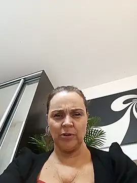 hugebobbs online show from 03-05-26, 10:01