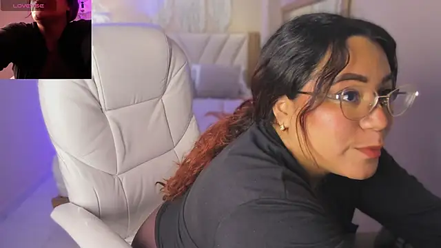 Snapshot of MelissaKarterrs chatting on 06-28-26, 12:11 MelissaKarterrs online show from 06-28-26, 12:11