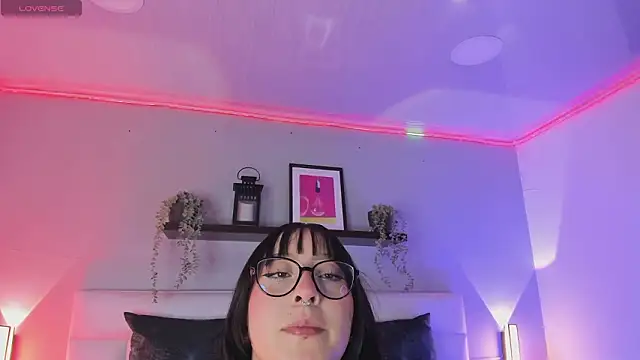 sofi bakerr online show from 02-17-26, 11:40