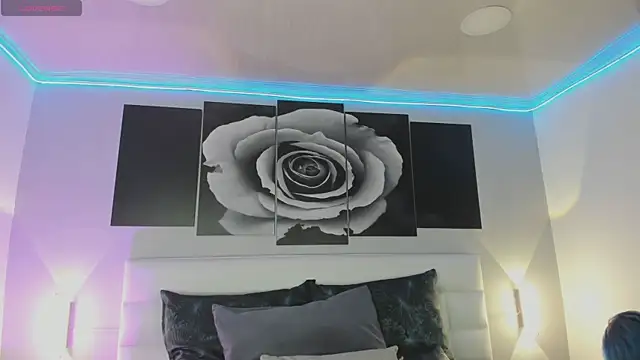 sofi bakerr online show from 12-05-25, 11:42