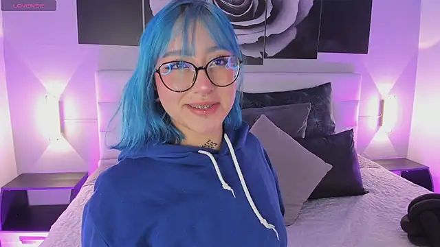 sofi bakerr online show from 10-23-25, 11:31