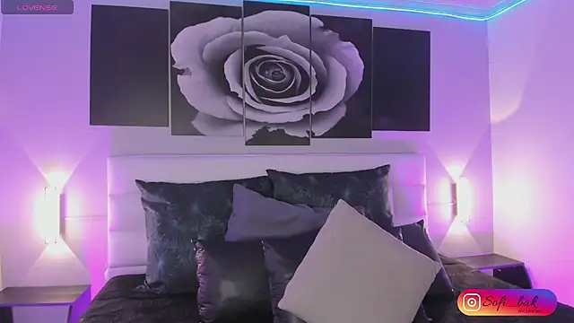 Snapshot of sofi_bakerr chatting on 09-29-25, 11:38 sofi bakerr online show from 09-29-25, 11:38