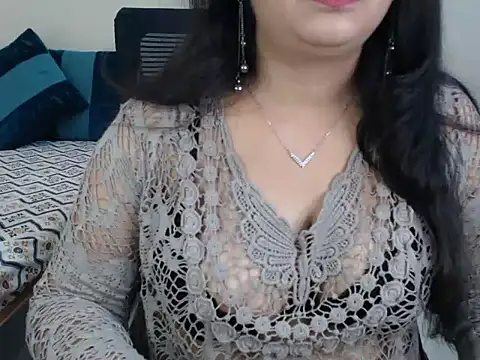 Inviting Aanya online show from 12-23-24, 04:01