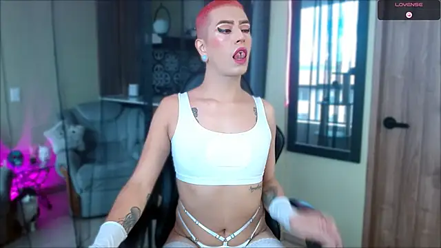 tevenwhiite online show from 11-22-25, 05:23