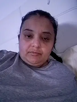 sarahhh1987 online show from 03-26-26, 05:11