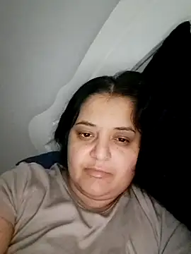 sarahhh1987 online show from 12-18-25, 06:12