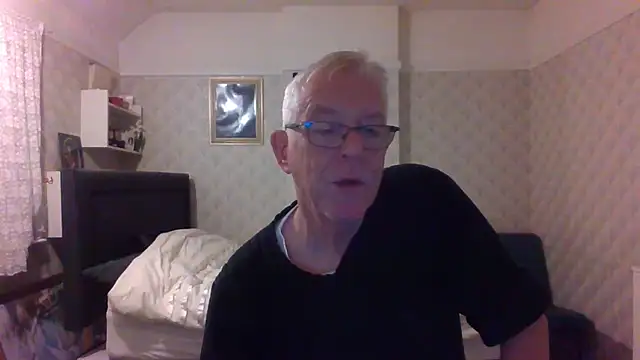 shaun63m online show from 10-29-25, 01:26