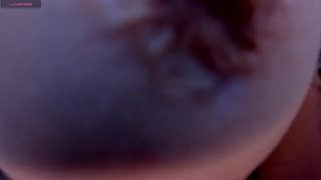 HannaConnor  online show from 12-04-25, 08:41