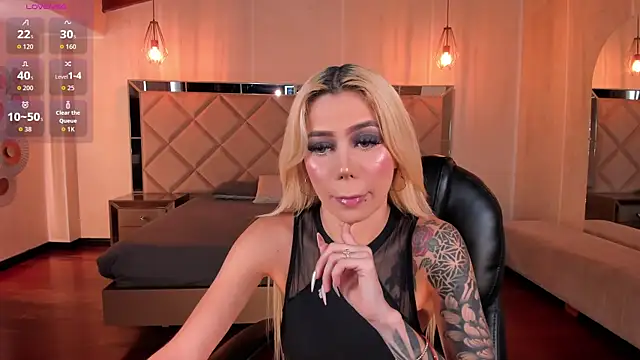 HannaConnor  online show from 04-18-26, 08:42