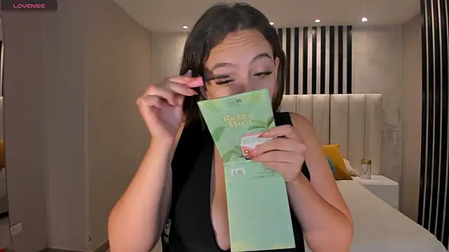 BellaRose X online show from 04-09-26, 05:20