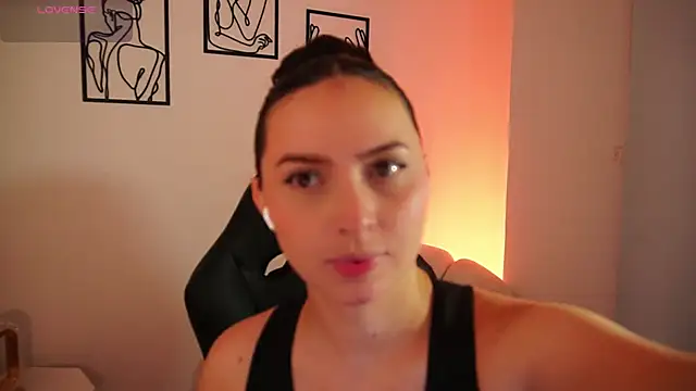 AliceHarper  online show from 06-25-26, 01:47