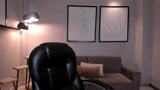 AliceHarper  online show from 10-31-25, 07:21