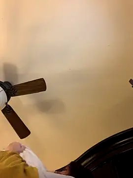 holyeroticss online show from 10-23-25, 09:35