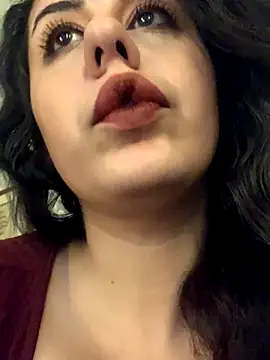 holyeroticss online show from 11-02-25, 12:04