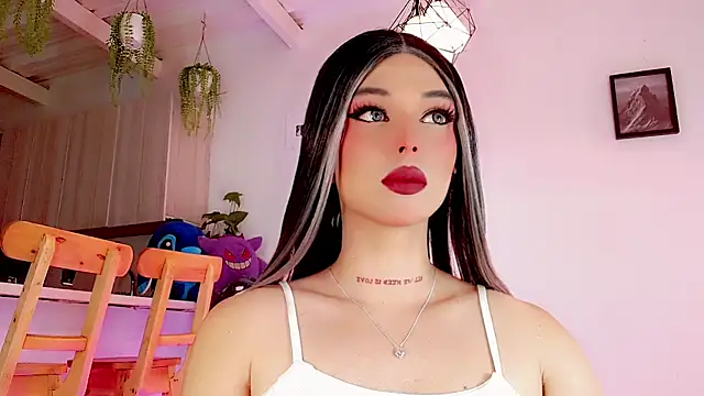 Snapshot of Marian_LV chatting on 03-20-25, 12:22 Marian LV online show from 03-20-25, 12:22