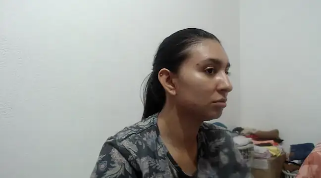 Alyson0001 online show from 03-10-25, 10:34