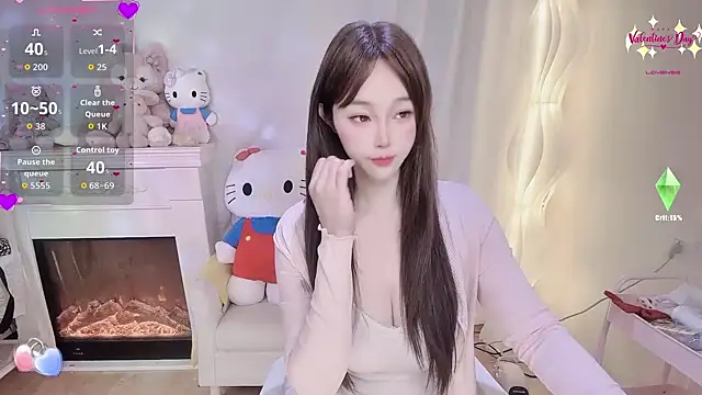 Kiss-18 online show from 11-22-25, 01:59