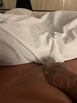 Snapshot of Teloficco chatting on 02-05-25, 07:29 Teloficco online show from 02-05-25, 07:29