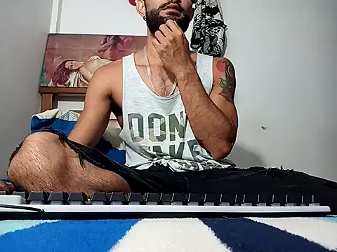 hideonbush051 online show from 02-18-26, 12:30