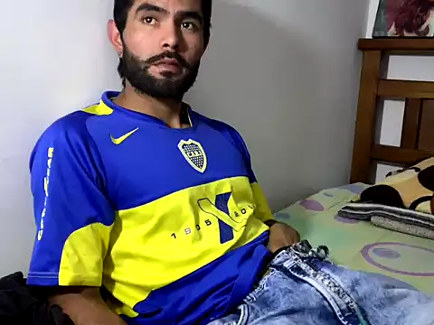 hideonbush051 online show from 11-24-25, 04:18