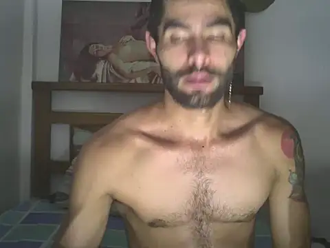 Snapshot of hideonbush051 chatting on 10-21-25, 04:56 hideonbush051 online show from 10-21-25, 04:56