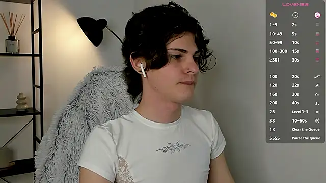 little femb0y online show from 02-25-26, 05:24