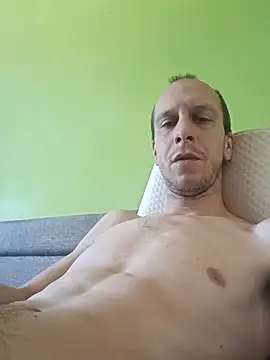 Snapshot of immi932 chatting on 07-14-26, 10:43 immi932 online show from 07-14-26, 10:43