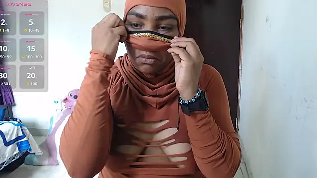 Aaliyah brown online show from 11-14-25, 03:59