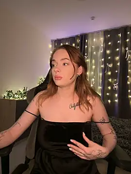 Snapshot of _MayShy_ chatting on 12-19-24, 08:23 MayShy online show from 12-19-24, 08:23
