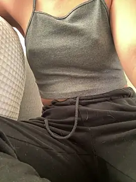 Salome golvert online show from 12-19-25, 04:20