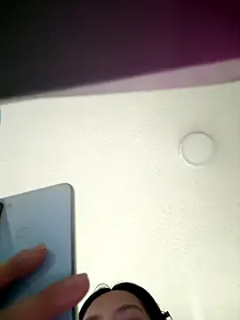 Salome golvert online show from 11-08-25, 10:13