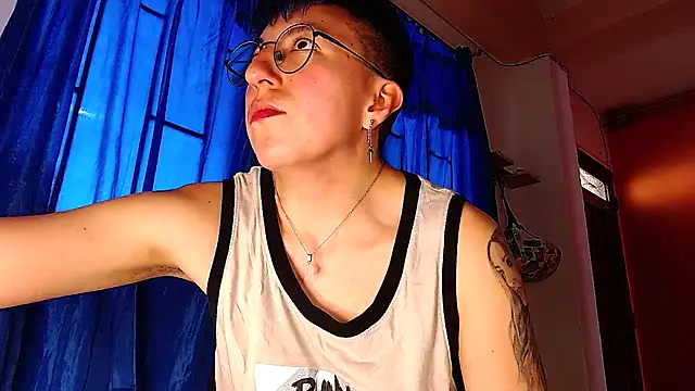 Snapshot of Sexyboy_666 chatting on 10-06-25, 06:41 Sexyboy 666 online show from 10-06-25, 06:41