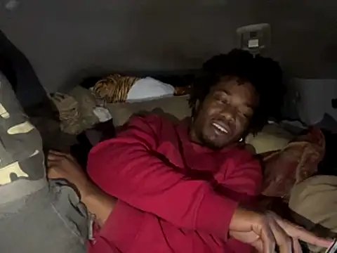 SlimeCrownzOut5 online show from 11-02-25, 02:16