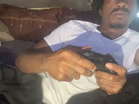 SlimeCrownzOut5 online show from 03-18-26, 05:58