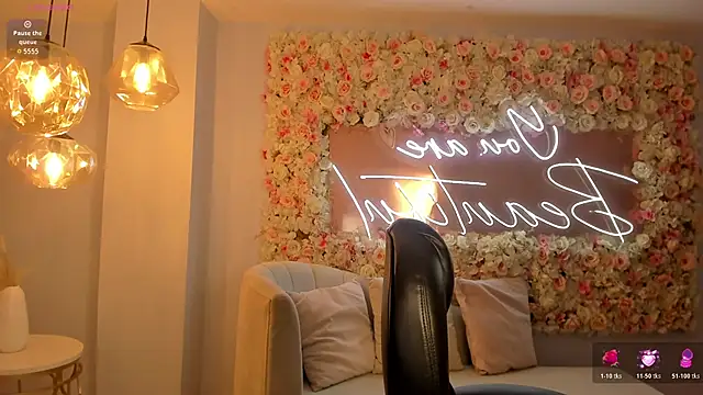 AnaisNin online show from 02-16-26, 11:42