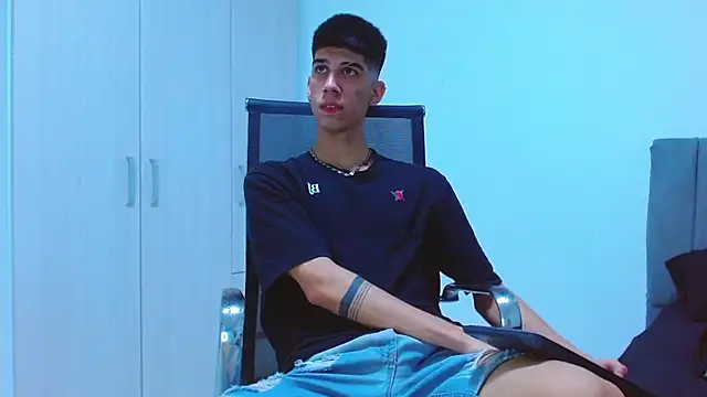 jhony-sex online show from 11-08-25, 12:20