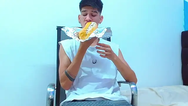 jhony-sex online show from 03-13-25, 02:38