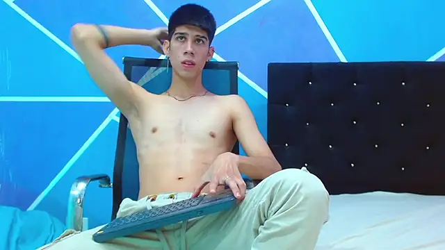 jhony-sex online show from 02-18-25, 07:21