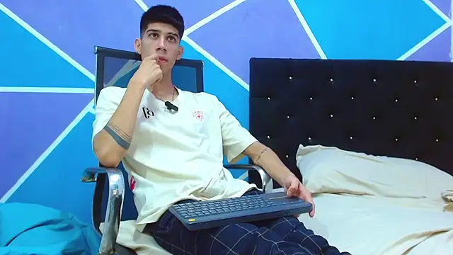 jhony-sex online show from 02-05-25, 07:18