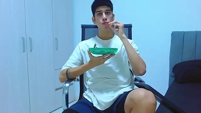 jhony-sex online show from 09-18-25, 03:09