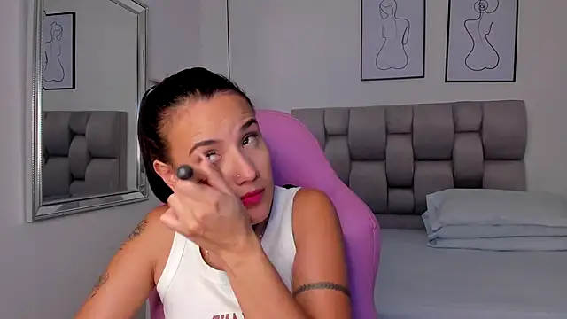 Susan-Sweet-7 online show from 11-14-25, 08:23