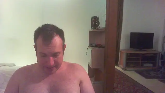 Snapshot of Mike_12hot chatting on 02-24-26, 08:42 Mike 12hot online show from 02-24-26, 08:42
