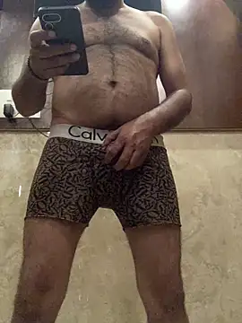 Snapshot of Daddy_inurhouse chatting on 05-24-26, 03:06 Daddy inurhouse online show from 05-24-26, 03:06