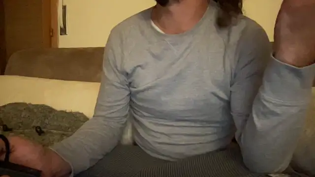 Snapshot of ExtraLotto chatting on 09-29-25, 01:45 ExtraLotto online show from 09-29-25, 01:45