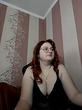 WhiteBellaX online show from 02-16-26, 07:07
