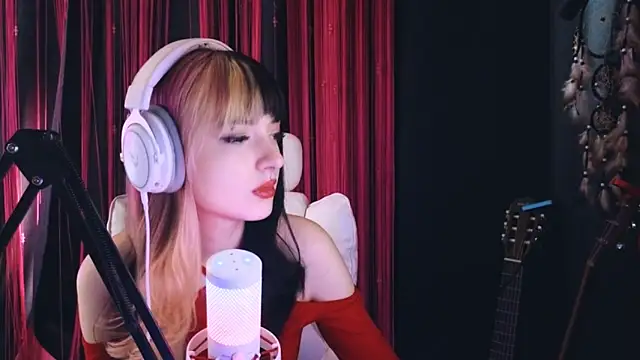 Avi Nile online show from 05-24-26, 03:17