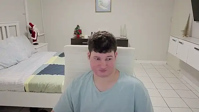 Lorenzo hernandez online show from 11-26-25, 04:40