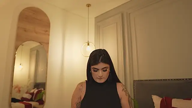 Snapshot of IrisBaker chatting on 02-16-26, 10:18 IrisBaker online show from 02-16-26, 10:18