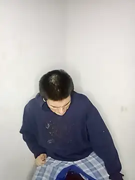 Snapshot of Mrdetonador chatting on 10-07-25, 06:58 Mrdetonador online show from 10-07-25, 06:58