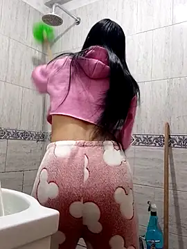 Chicavixy online show from 09-25-25, 05:08